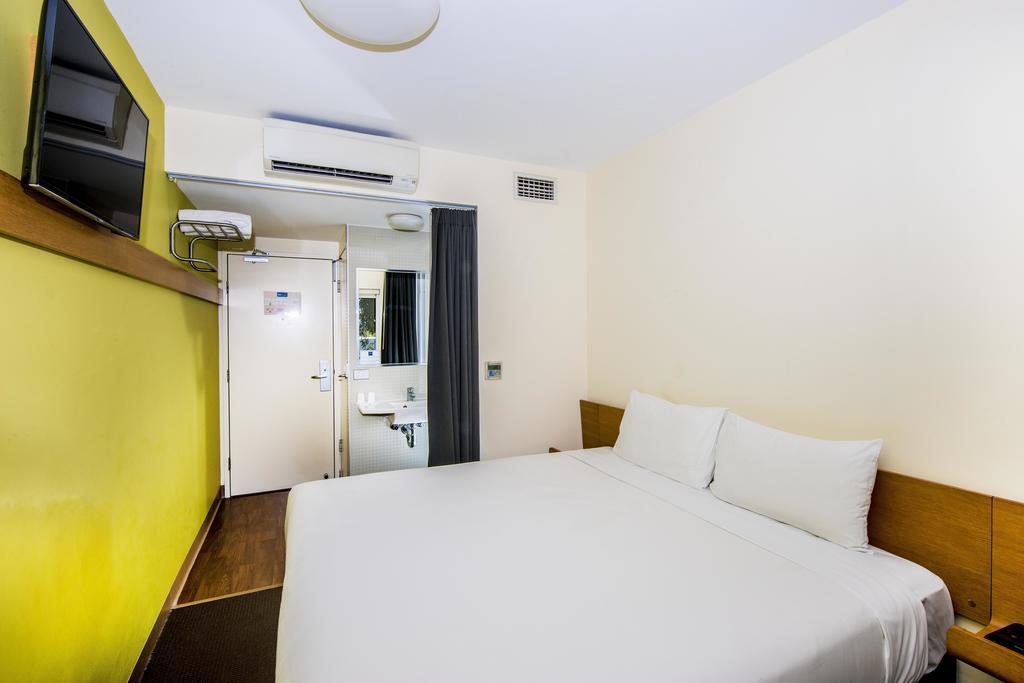 Ibis Budget Sydney Olympic Park Buitenkant foto