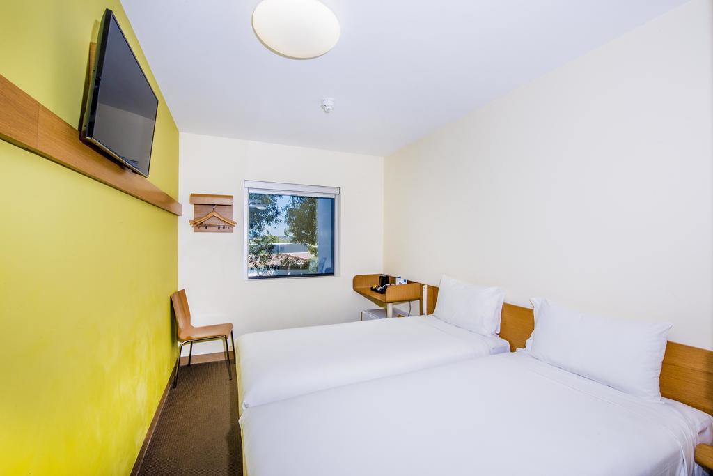 Ibis Budget Sydney Olympic Park Buitenkant foto