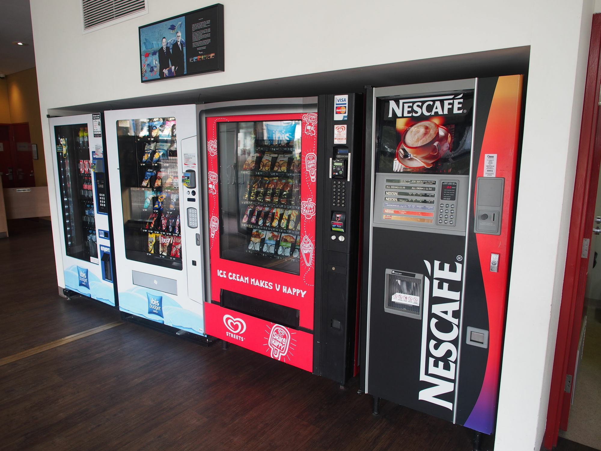 Ibis Budget Sydney Olympic Park Buitenkant foto