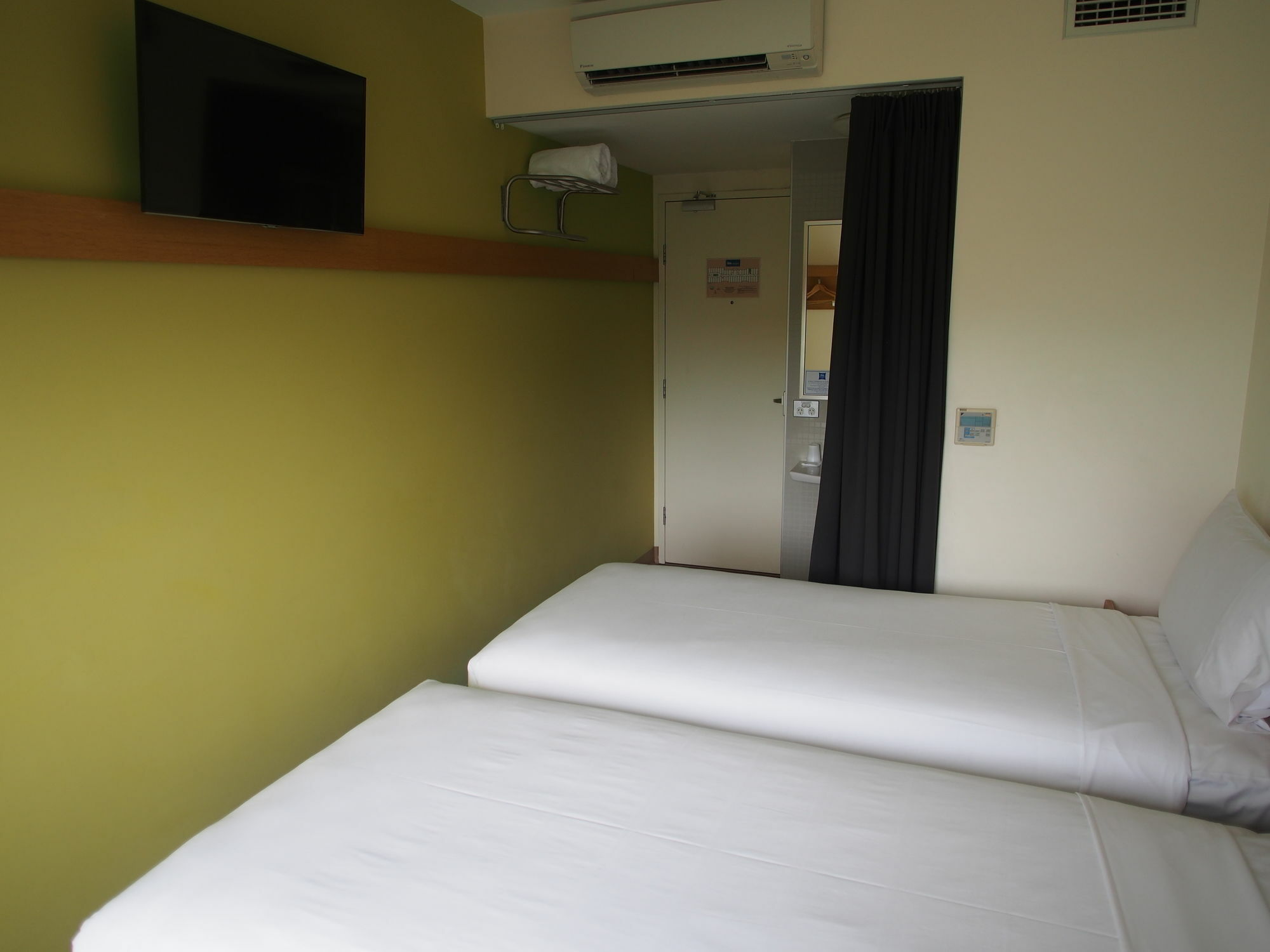 Ibis Budget Sydney Olympic Park Buitenkant foto