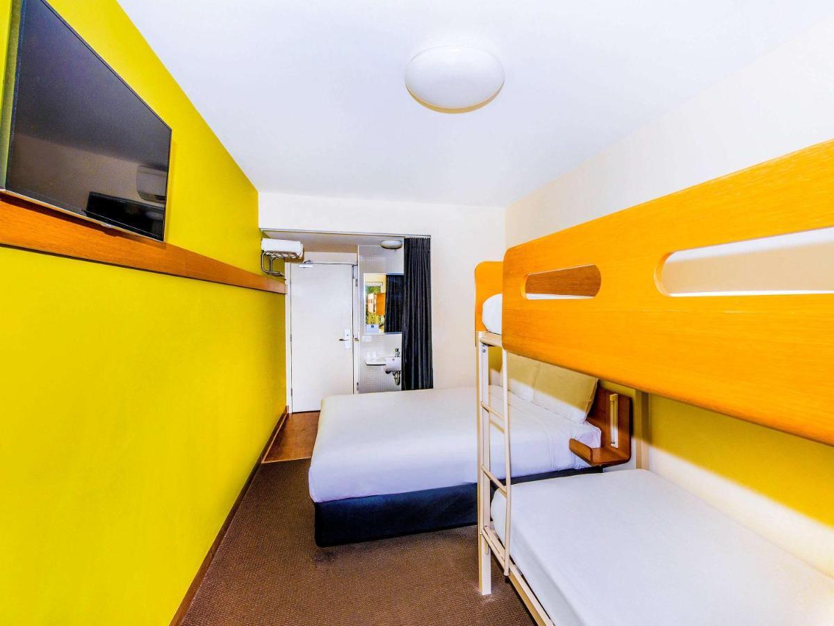 Ibis Budget Sydney Olympic Park Buitenkant foto