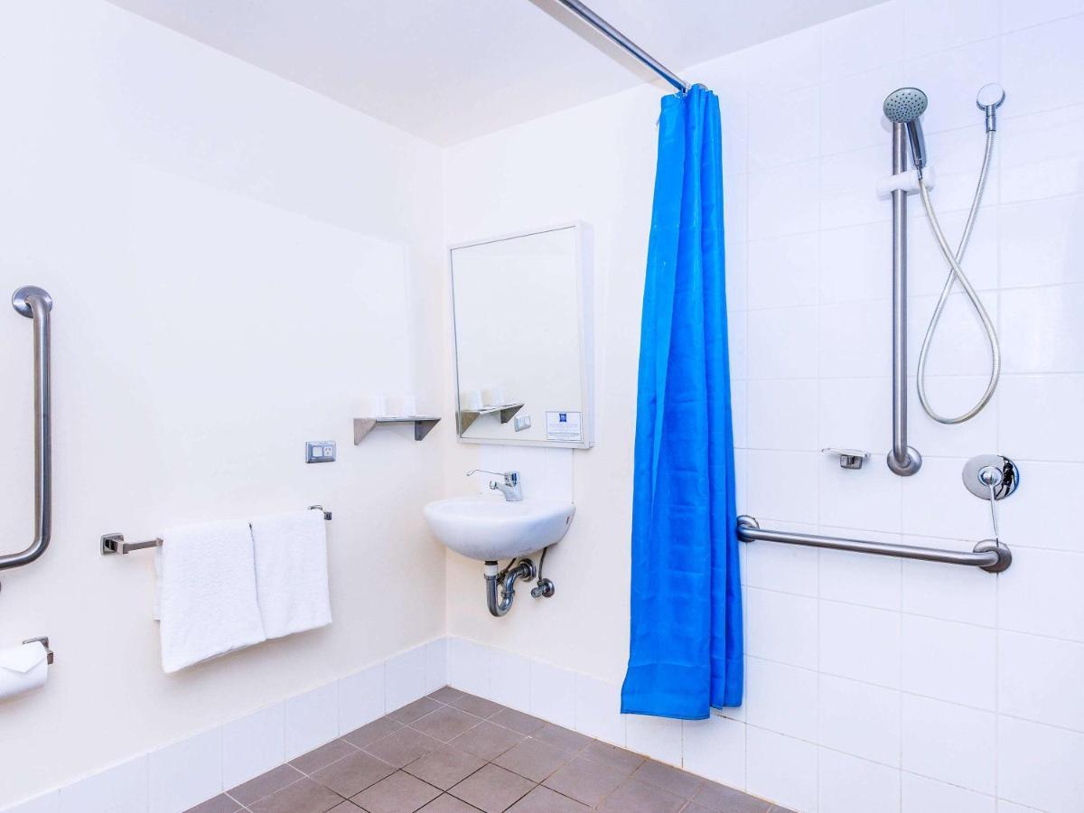 Ibis Budget Sydney Olympic Park Buitenkant foto